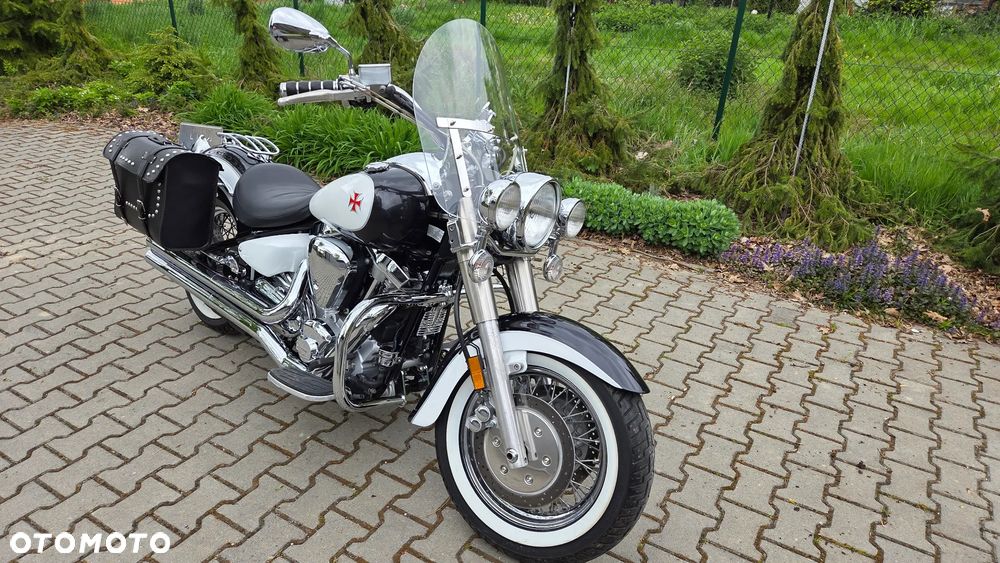Yamaha Road Star - 10