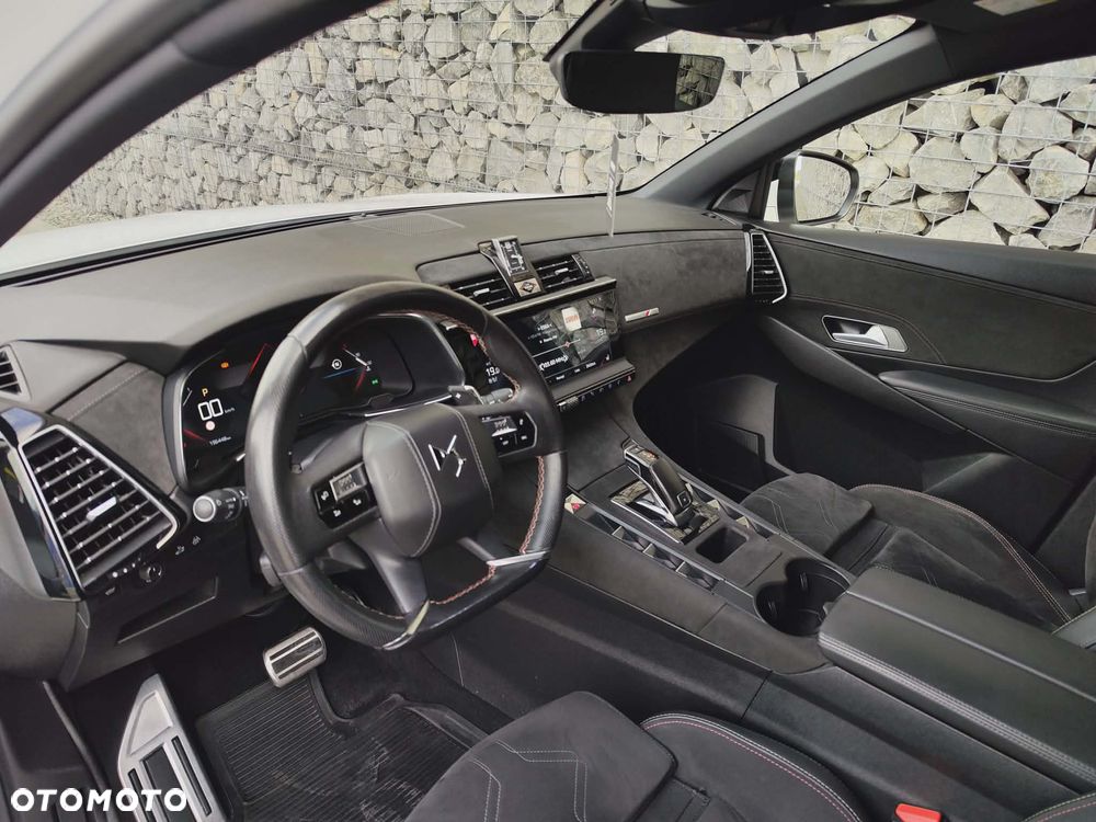 DS Automobiles DS 7 Crossback 2.0 BlueHDi Performance Line + - 8