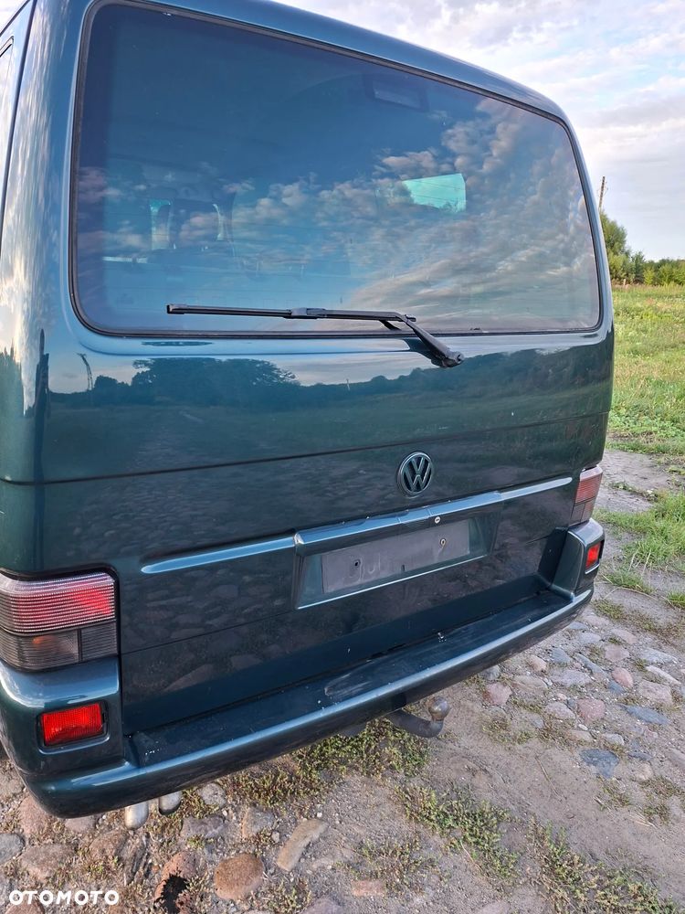 Volkswagen Multivan - 11