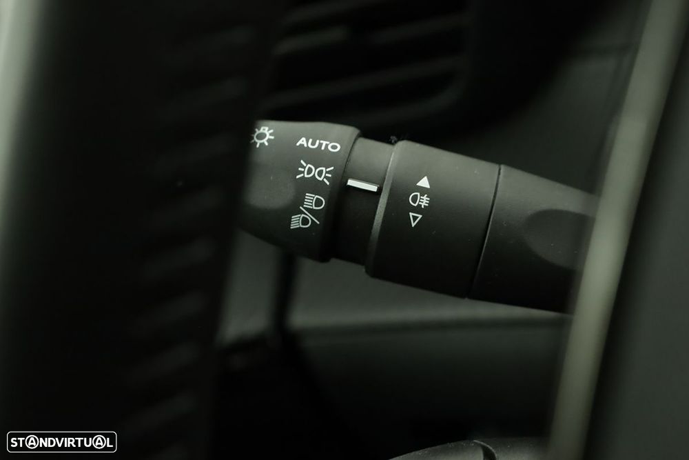 Peugeot e-208 51 kWh Allure - 16