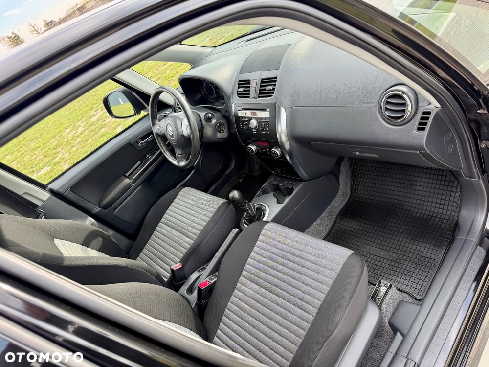 Suzuki SX4 - 17