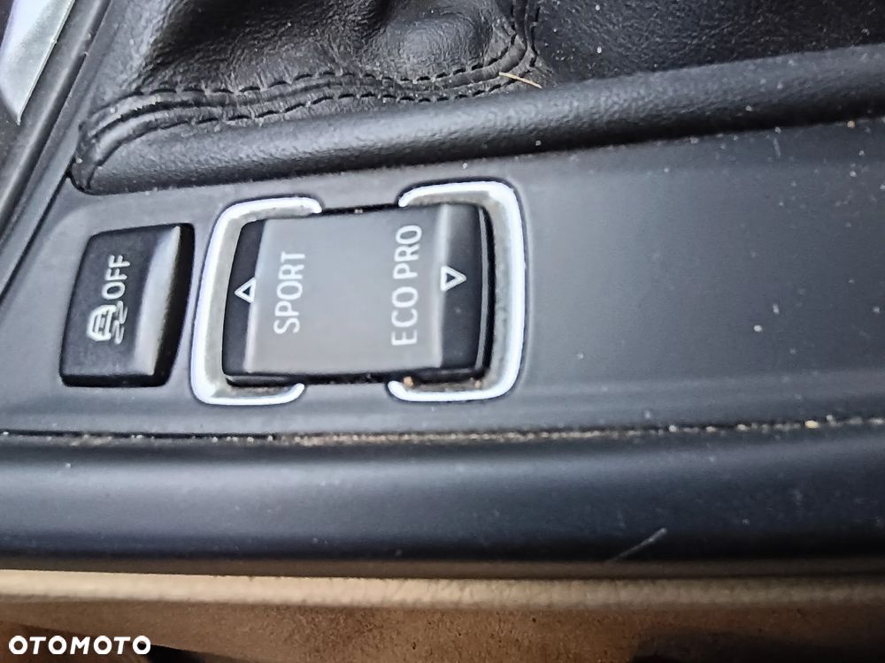 BMW Seria 3 320d Blue Performance Sport Line - 15