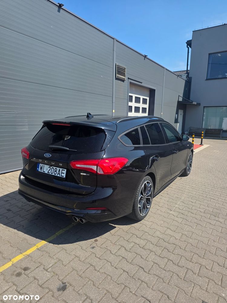 Ford Focus 1.0 EcoBoost ST-Line X - 5