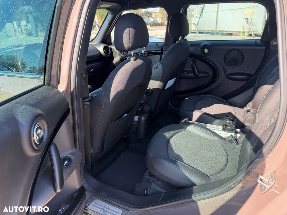 Mini Countryman Cooper D - 8