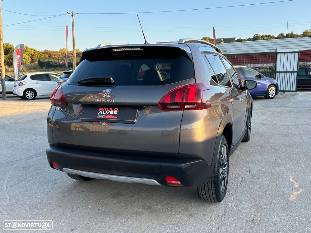 Peugeot 2008 1.5 BlueHDi Allure - 6