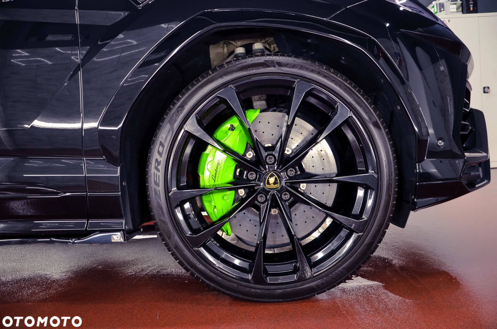Lamborghini Urus - 19