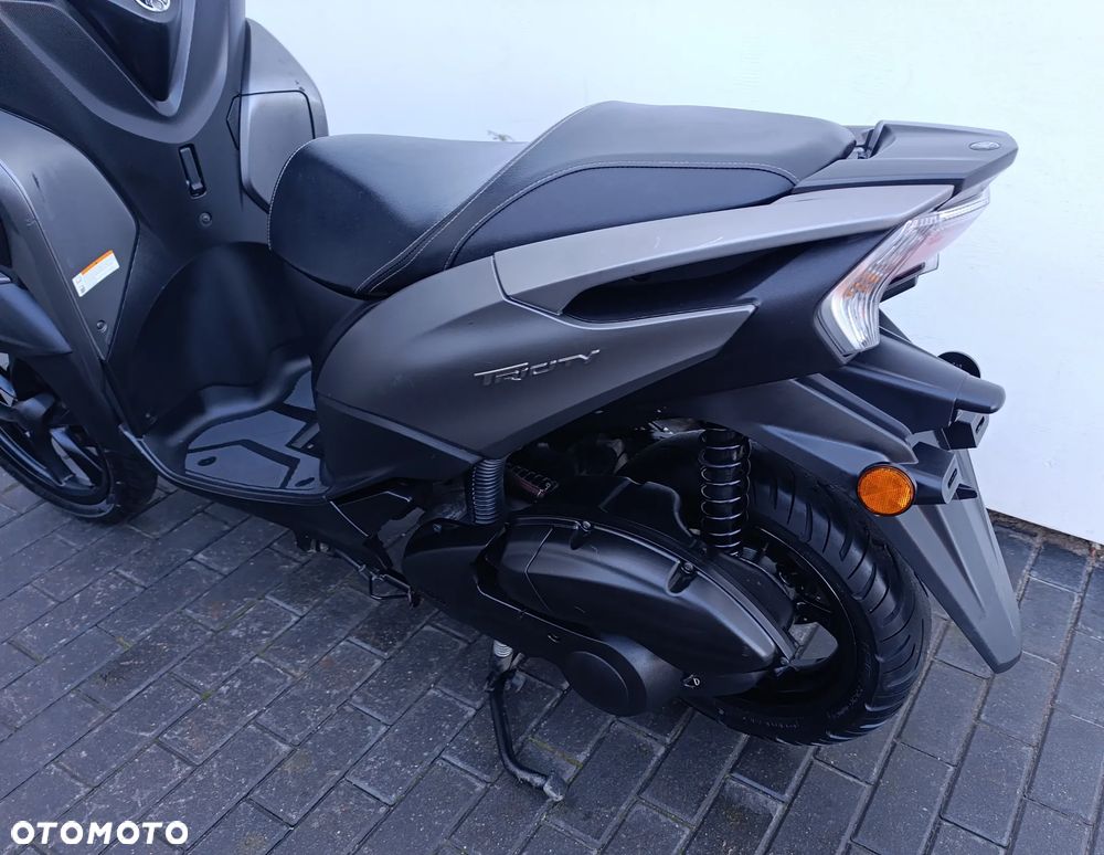 Yamaha Tricity - 17