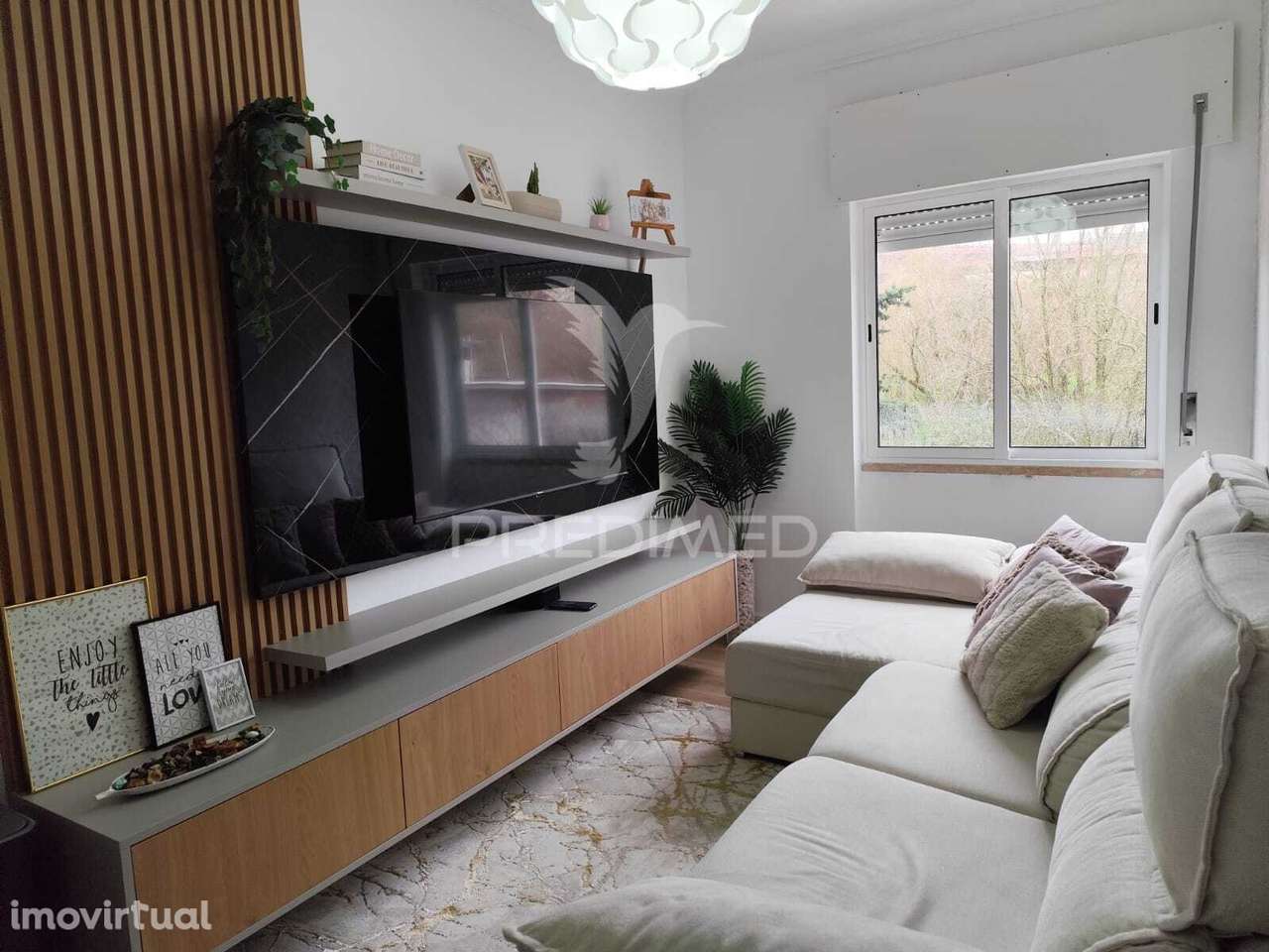 T3 + 1 , Remodelado, com varanda - Grande imagem: 3/14