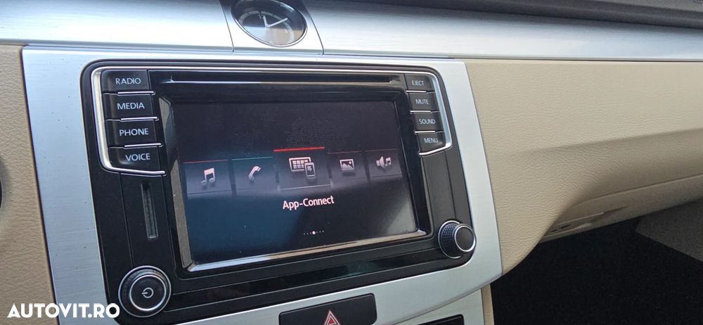 Volkswagen Passat CC 2.0 TDI DSG BMT - 23