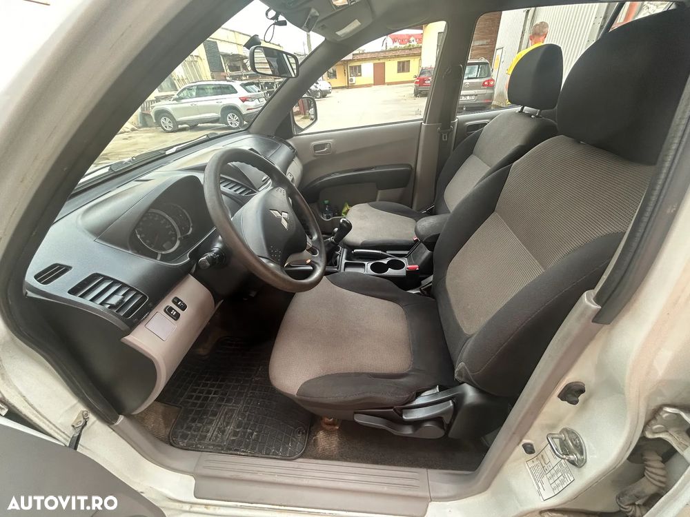 Mitsubishi L200 - 7