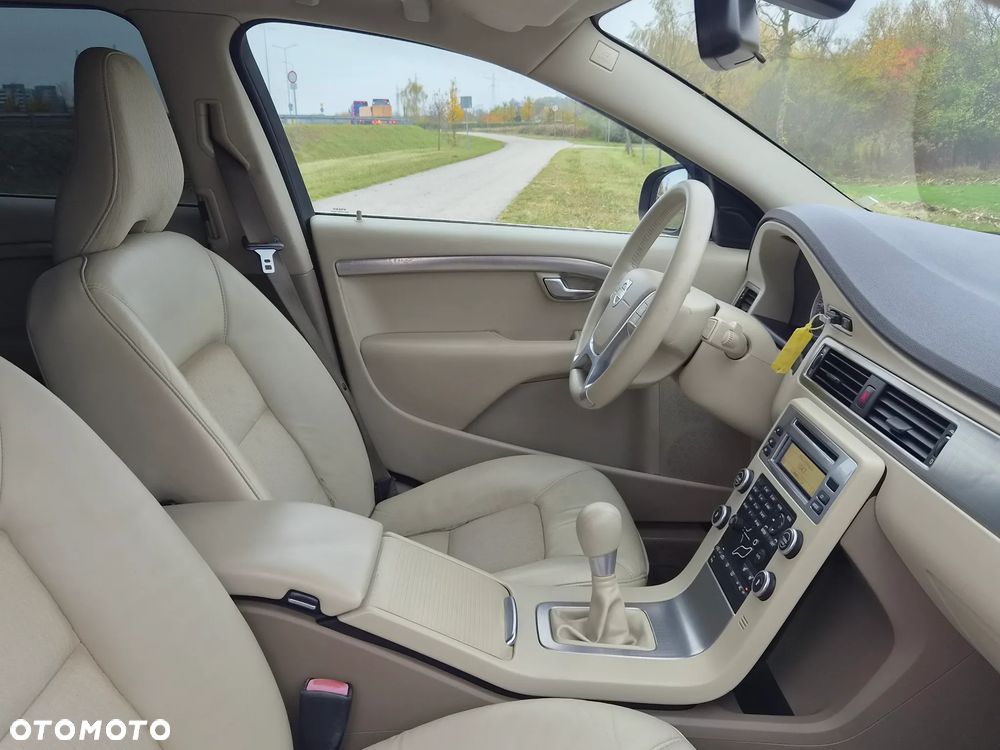 Volvo V70 - 17