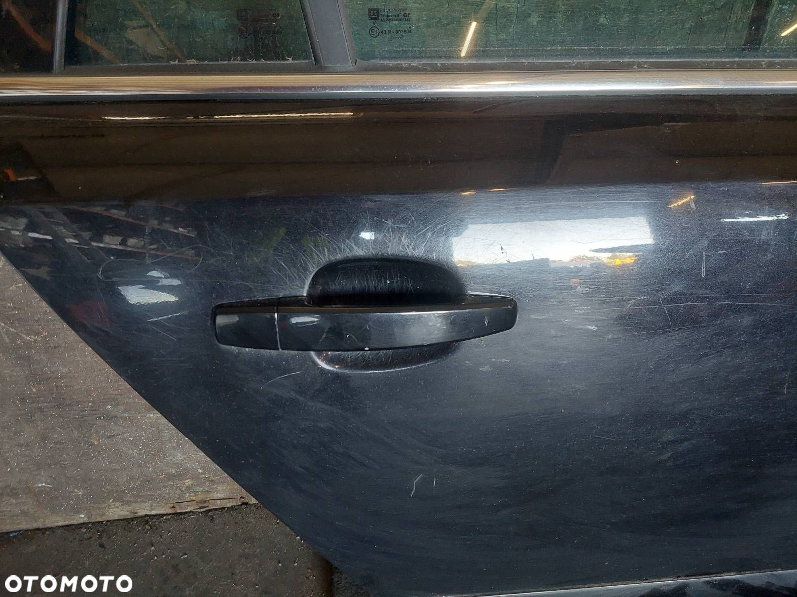 DRZWI KOMPLETNE PRAWY TYŁ OPEL ASTRA H KOMBI Z20R - 4