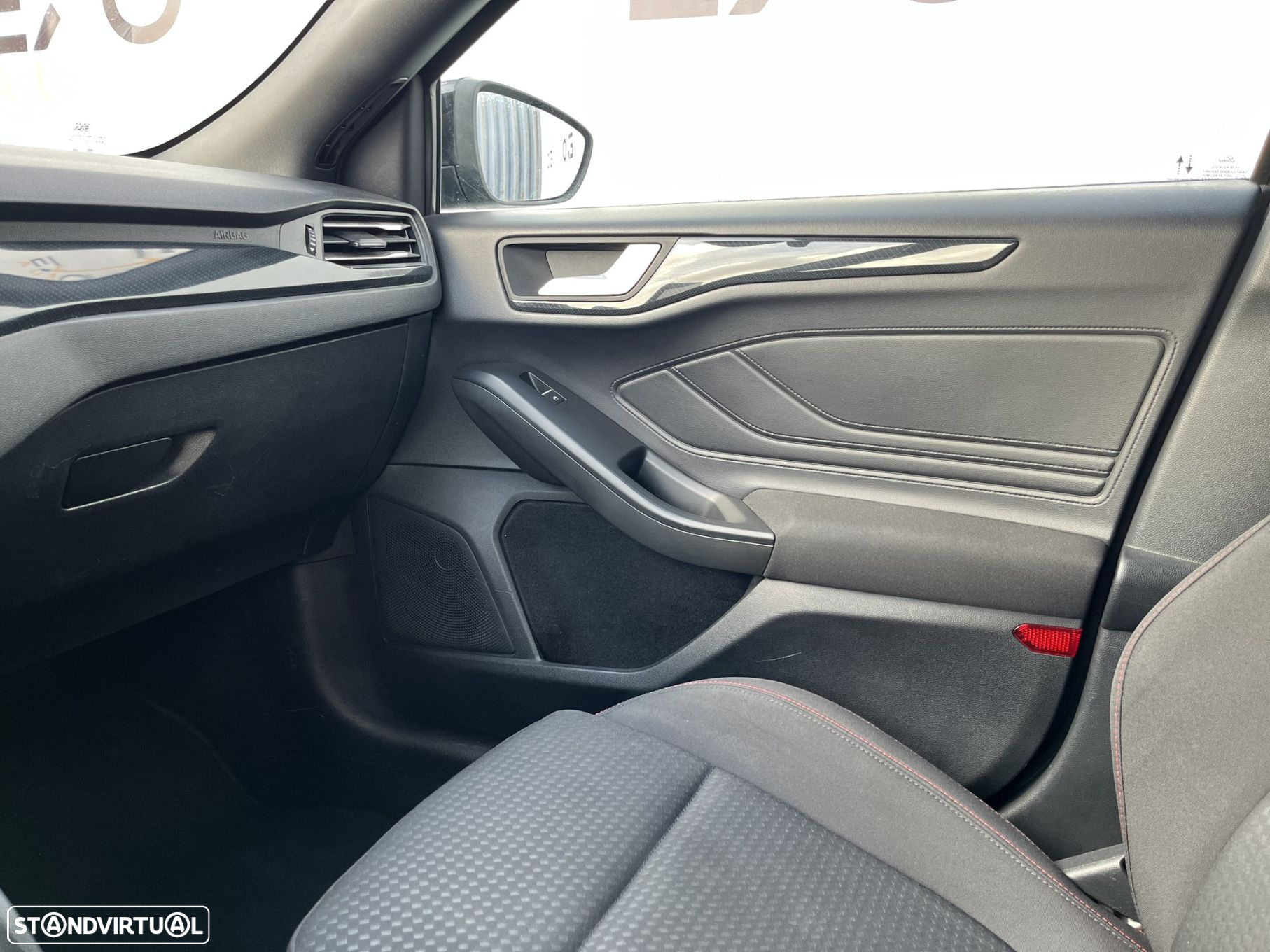 Ford Focus SW 2.0 TDCi EcoBlue ST-Line - 17