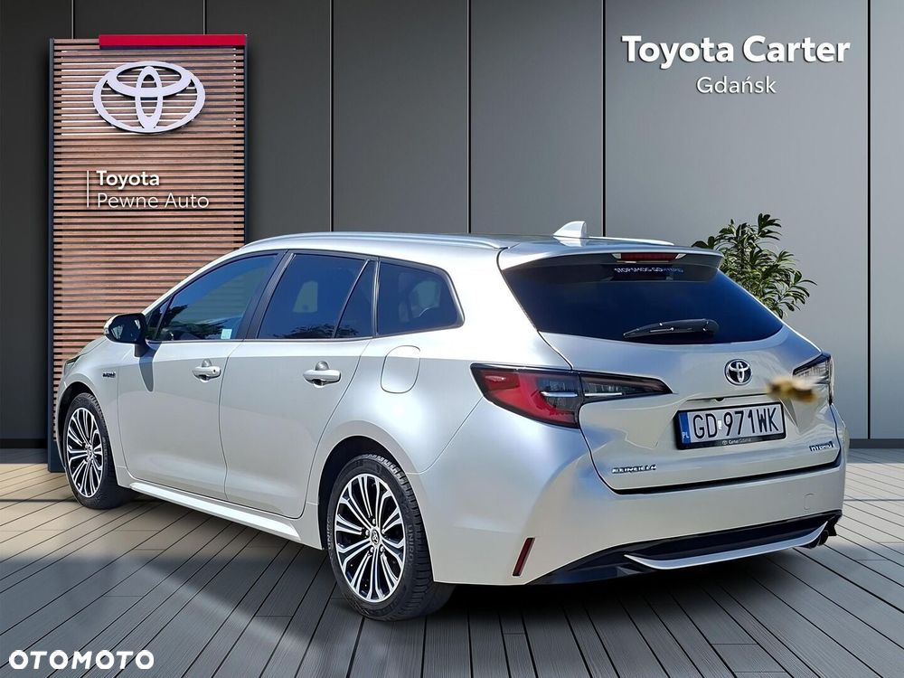 Toyota Corolla 2.0 Hybrid Comfort - 4
