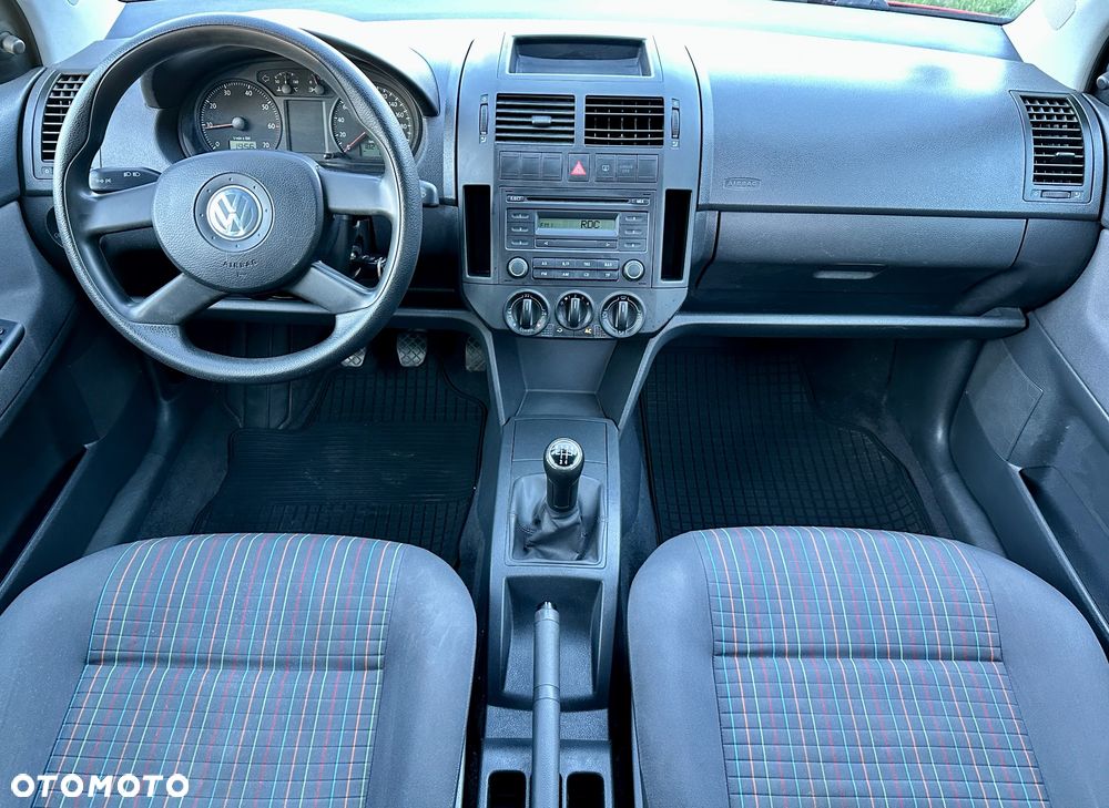Volkswagen Polo 1.2 Tour - 4