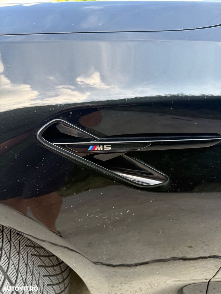 BMW M5 CS AT - 8