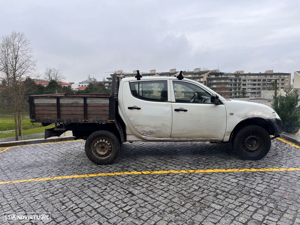 Mitsubishi L200 2.5 DI-D CD Invite AC CC 4WD - 12