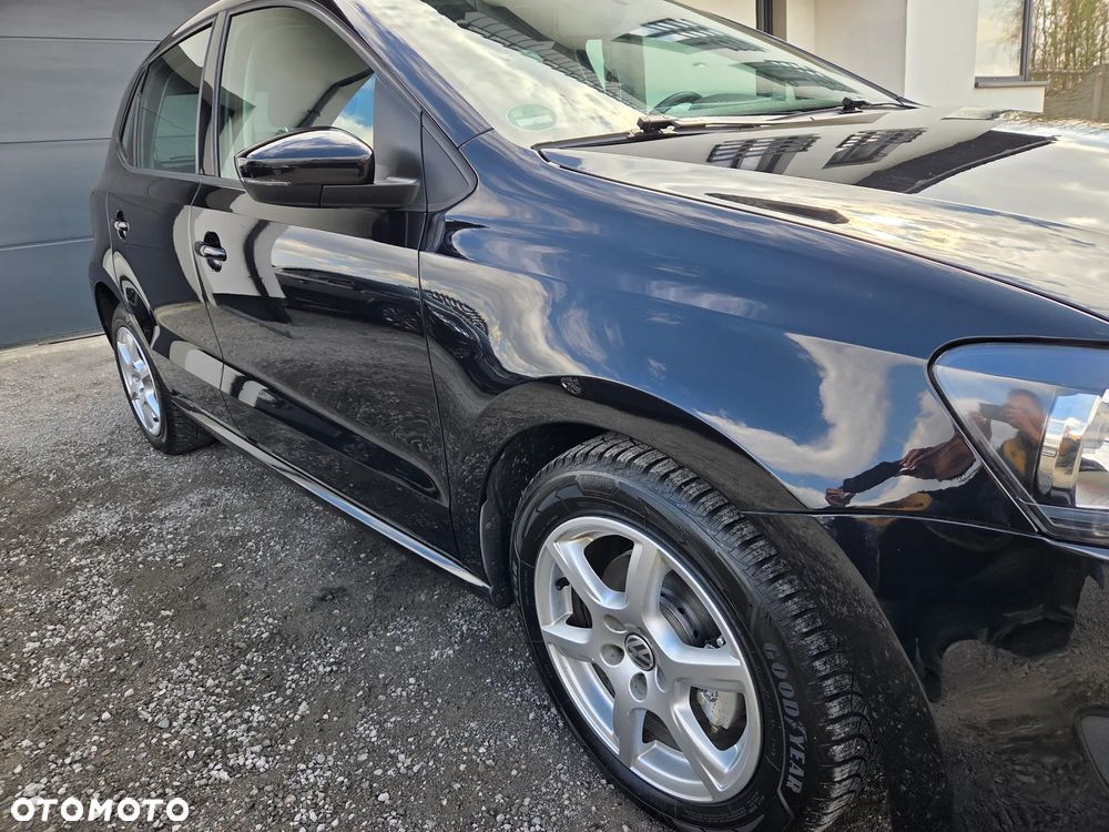 Volkswagen Polo 1.4 16V Comfortline - 18