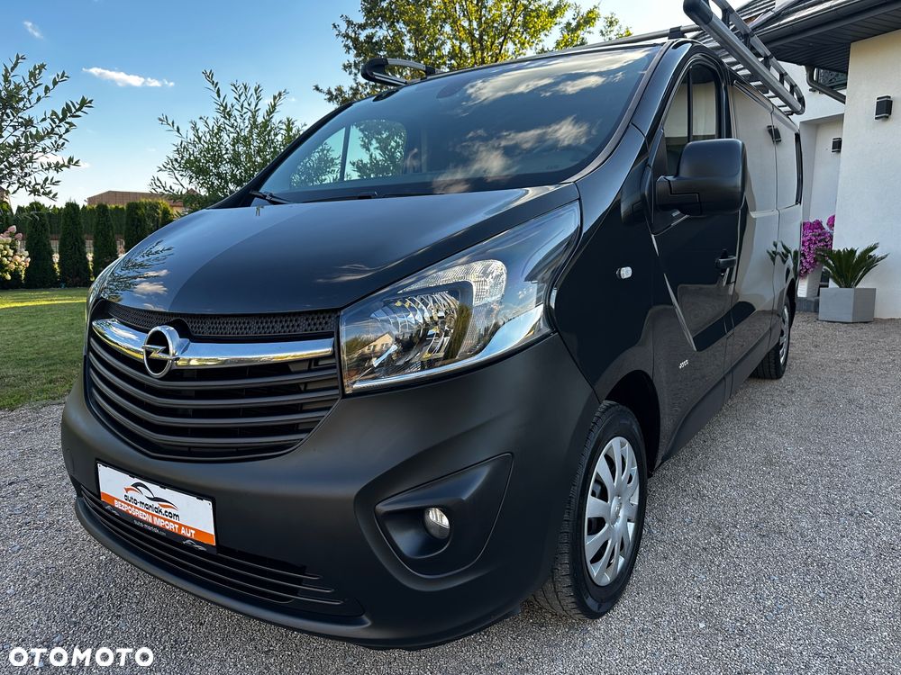 Opel Vivaro - 10
