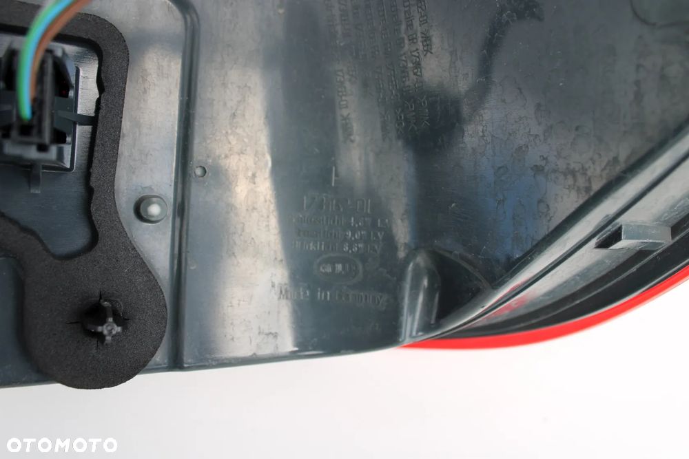 Lampa tylna prawa tył  prawy stan BDB OE BMW F10 2013r - 15