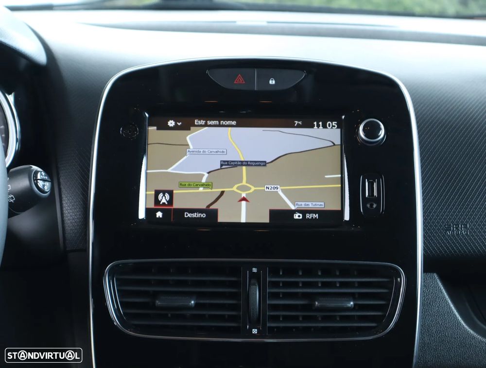 Renault Clio 0.9 TCe Limited Bi-Fuel - 36