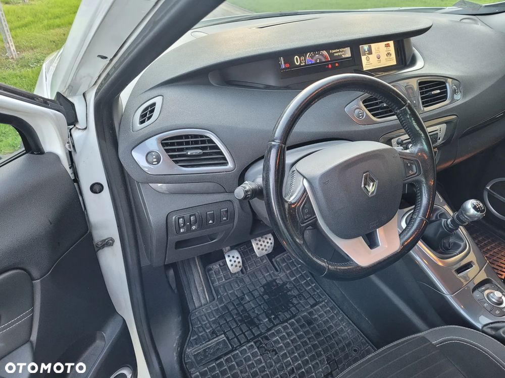 Renault Scenic Energy dCi 130 Euro 6 S&S Xmod Bose Edition - 8