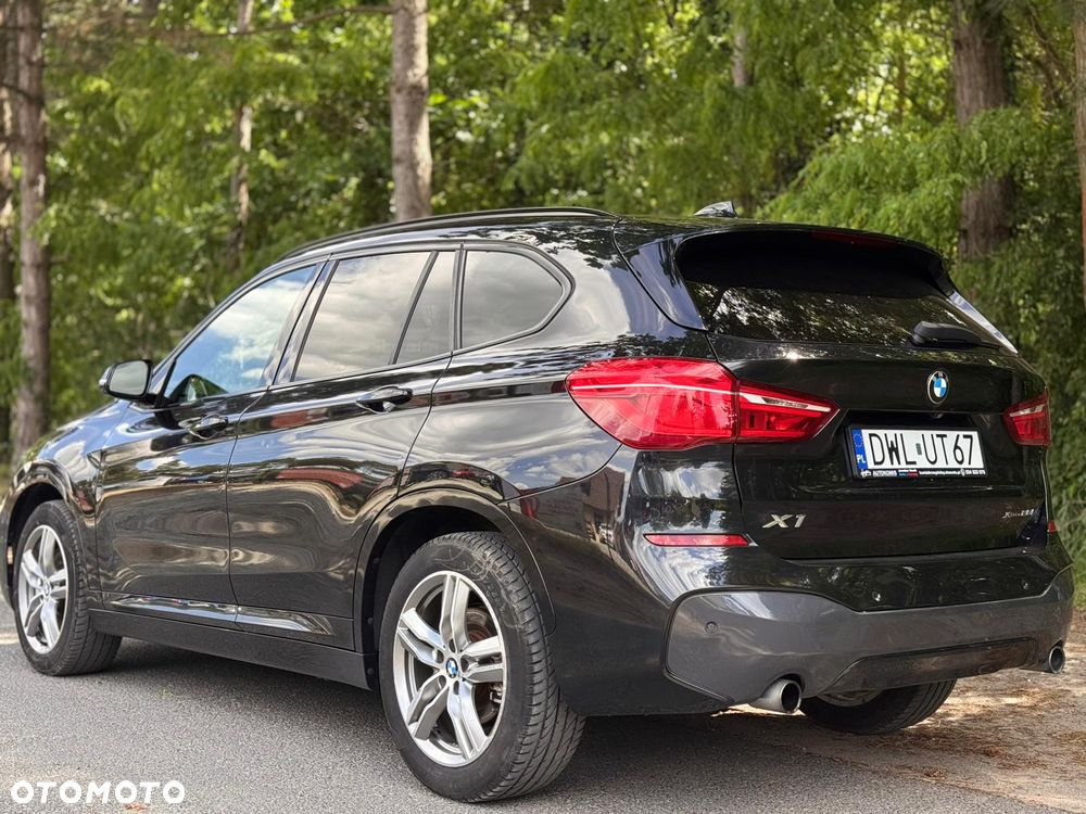 BMW X1 xDrive25i GPF xLine sport - 25
