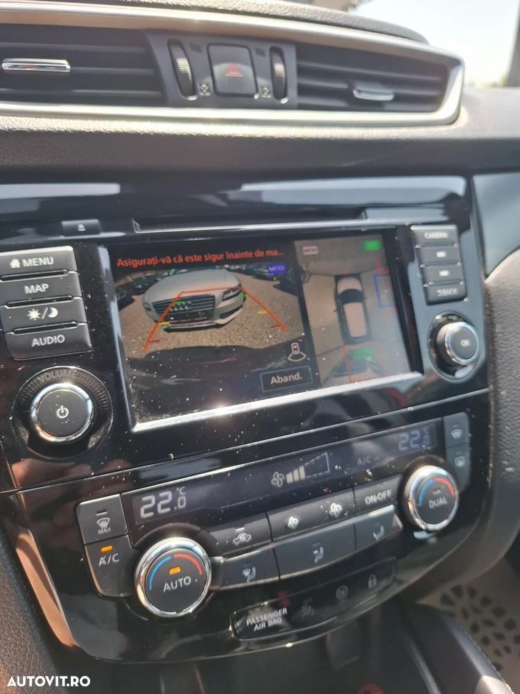 Nissan Qashqai 1.7 dCi TEKNA+ - 9
