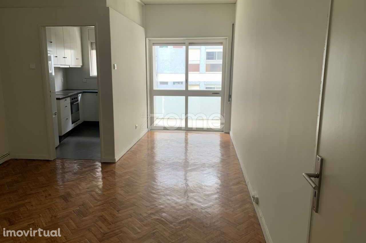 Apartamento T2 no centro do Porto - Grande imagem: 3/15