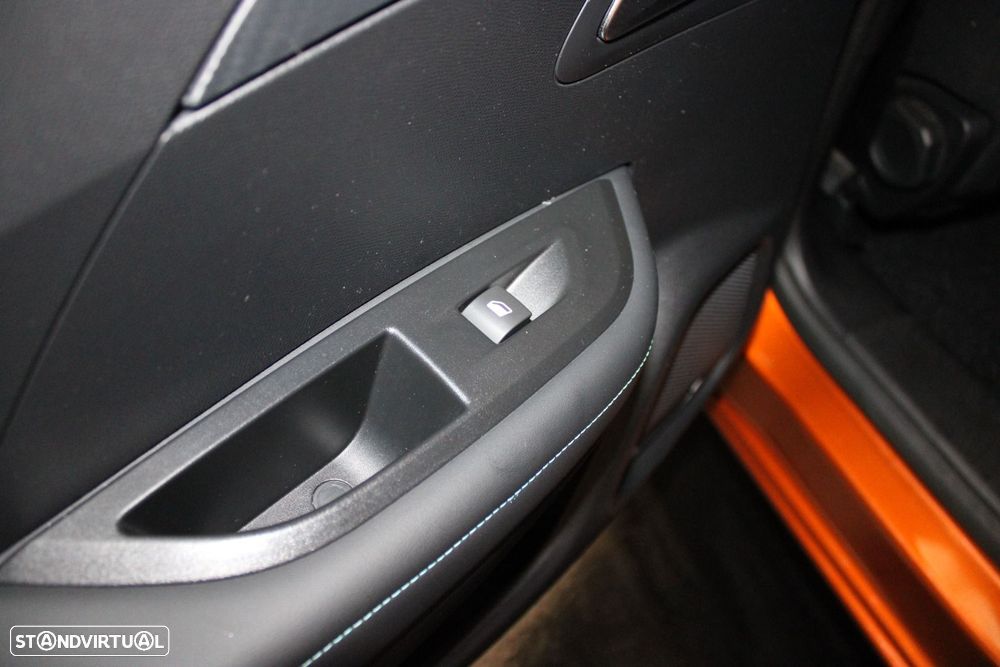 Peugeot e-2008 50 kWh Allure Pack - 26