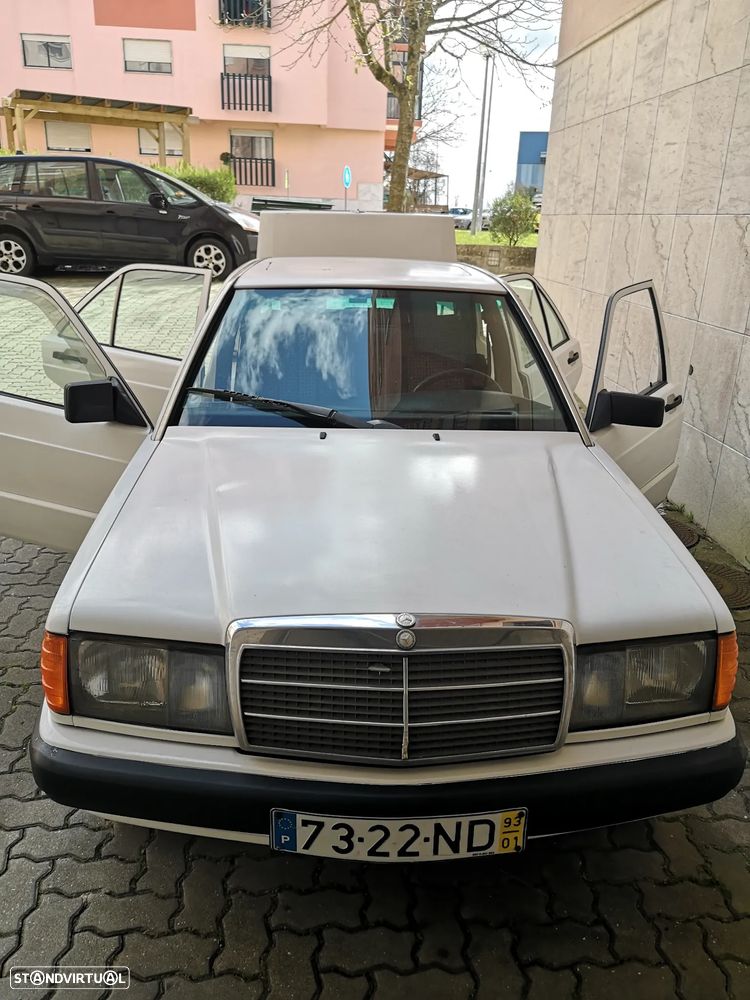 Mercedes-Benz W201 (1982-1993) 190 D 2.0 - 17