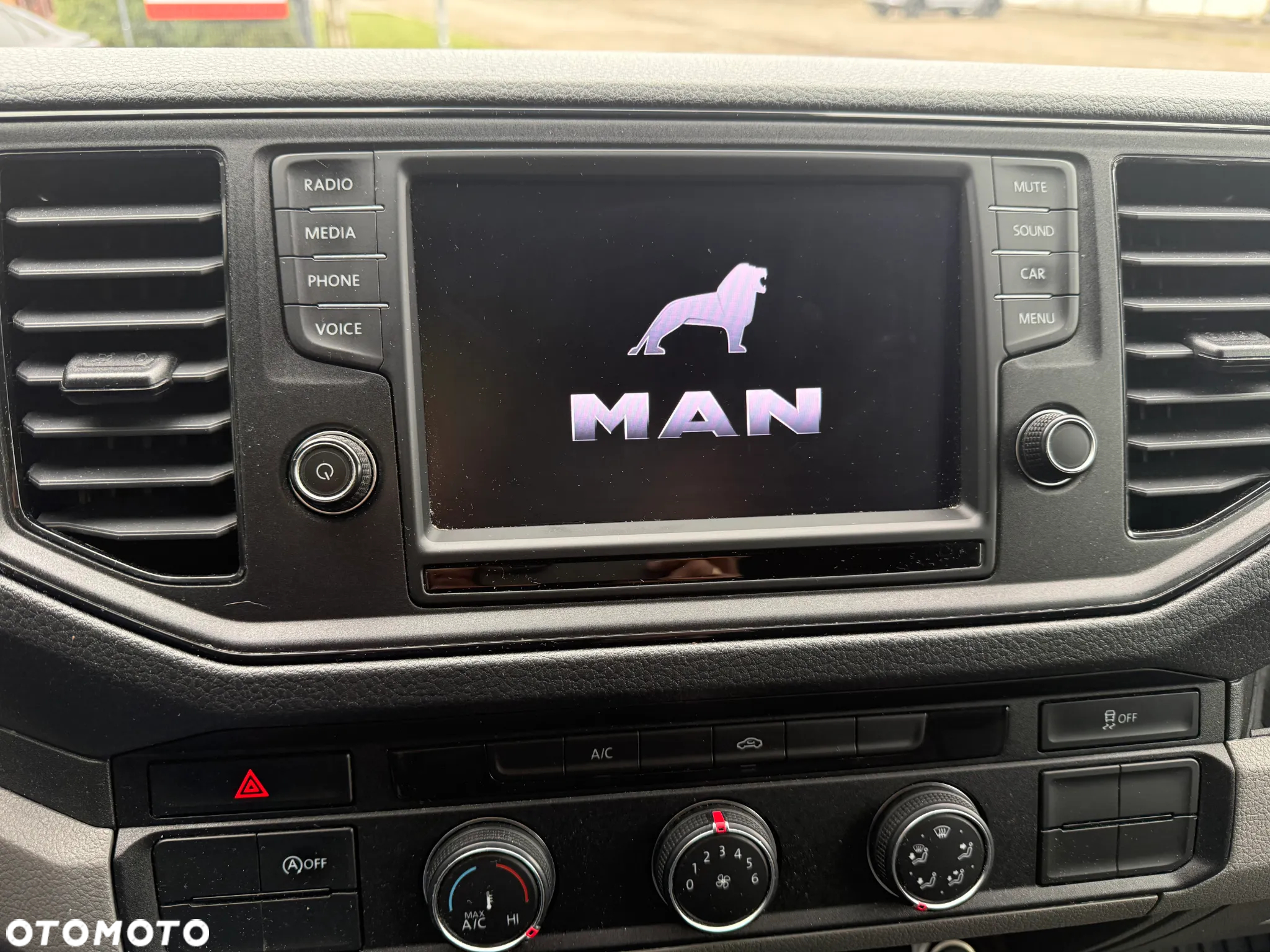 MAN Tge - 13