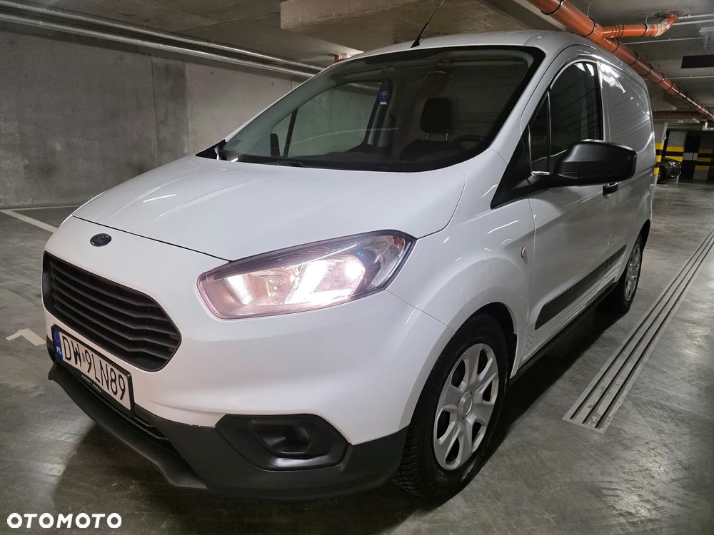 Ford Transit Courier Ambiente - 4