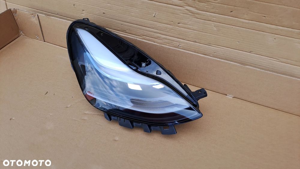 TESLA MODEL 3 LIFT PRAWA LAMPA PRAWY PRZÓD LED 1514953-10-E - 4
