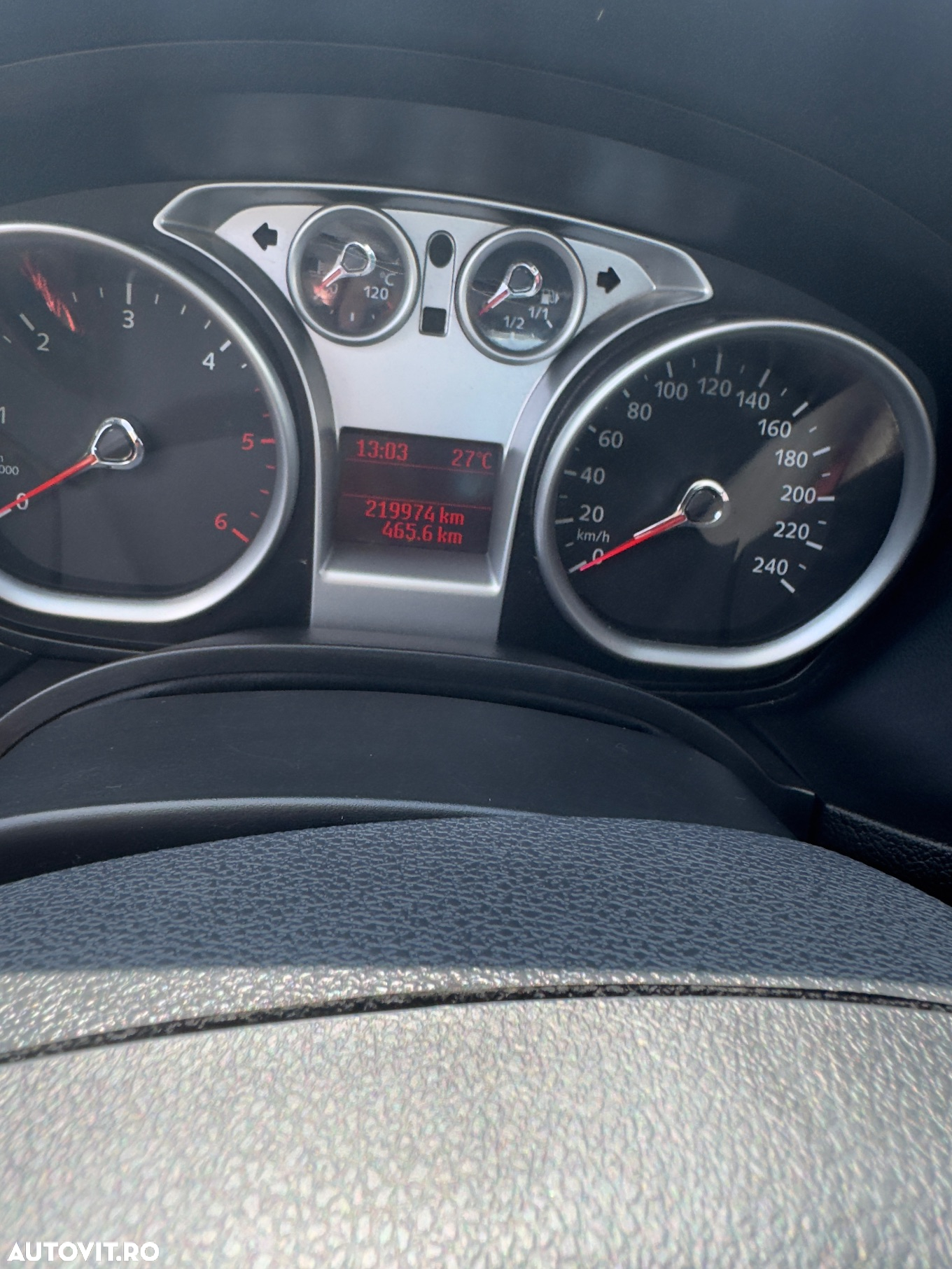 Ford Focus 1.6 TDCi DPF Ghia - 9