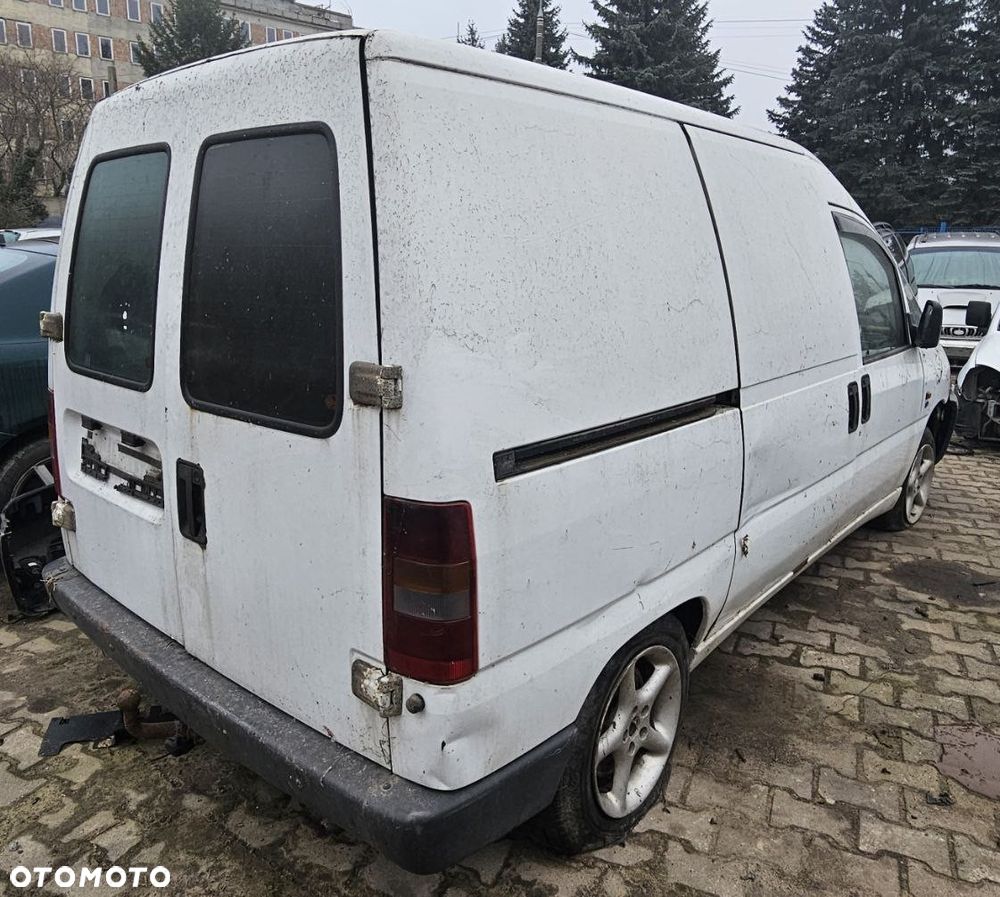 Fiat Scudo I pojazd na części: maska, zderzak, drzwi, szyby, lusterka, chłodnica.... - 2