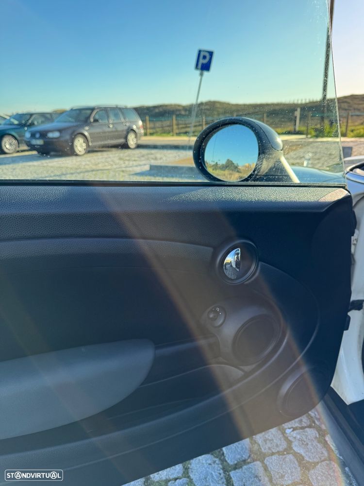 MINI Clubman Cooper D - 8