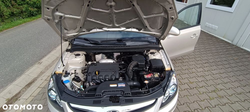 Hyundai i30 i30cw 1.4 Comfort - 13