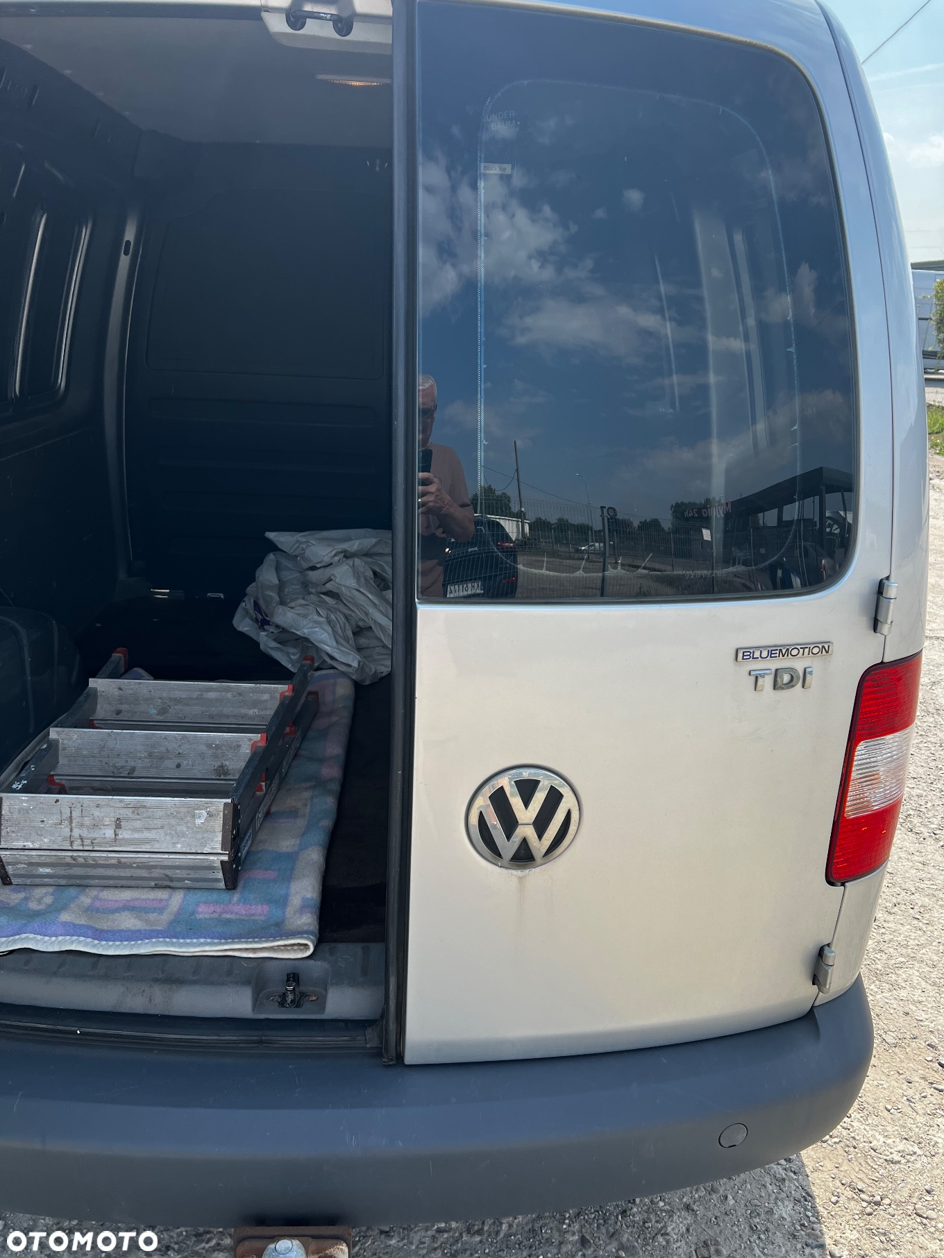 Volkswagen Caddy 1.9 TDI DPF (5-Si.) BMT - 6