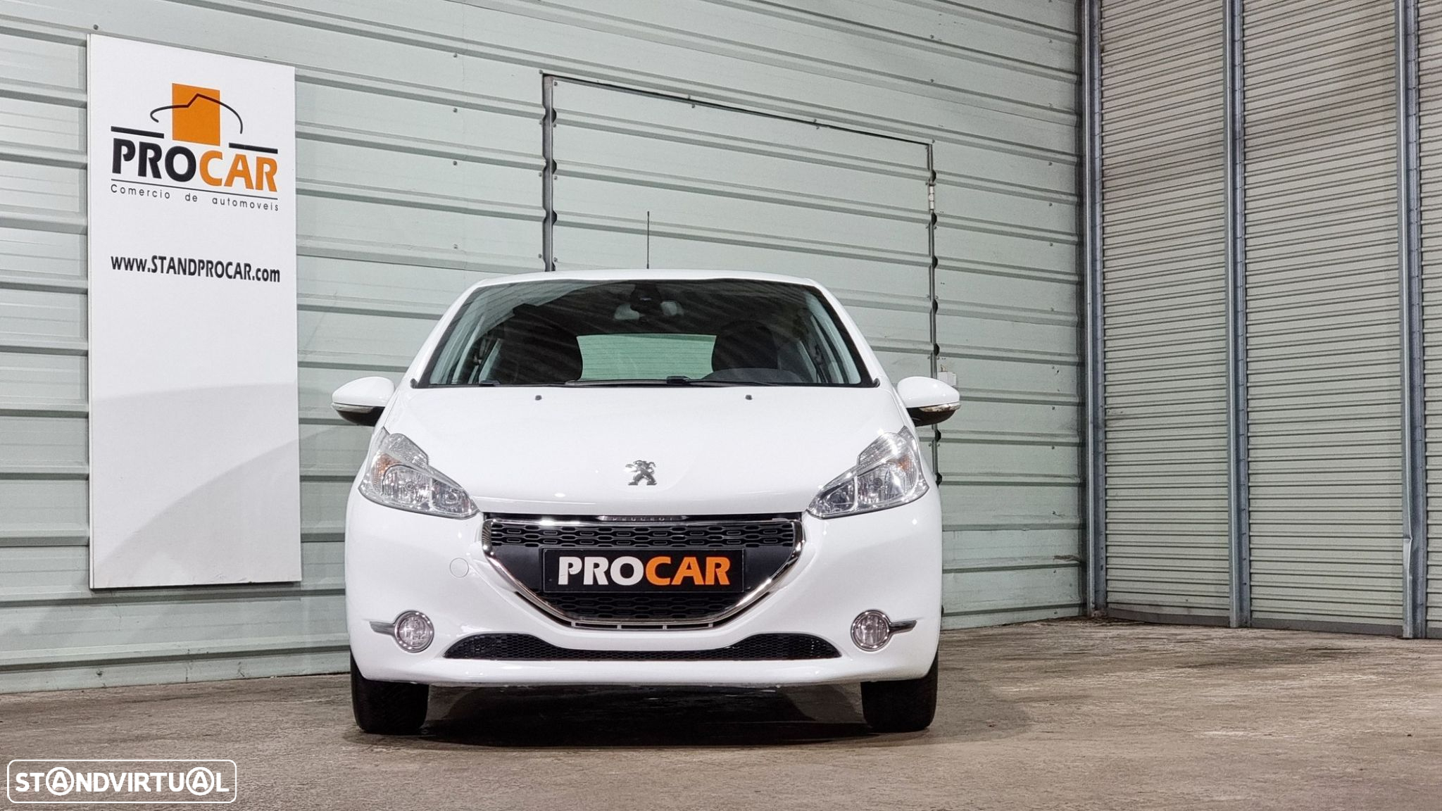 Peugeot 208 1.6 e-HDi Active - 23