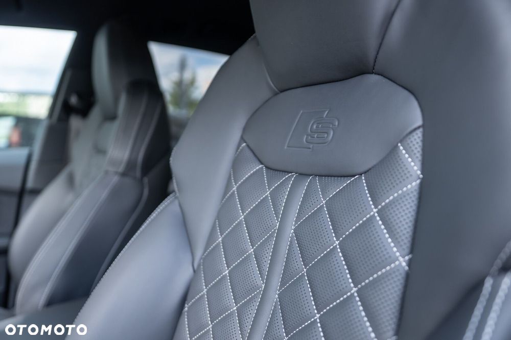 Audi Q8 TDI mHEV 210 kW Quattro Tiptronic - 13