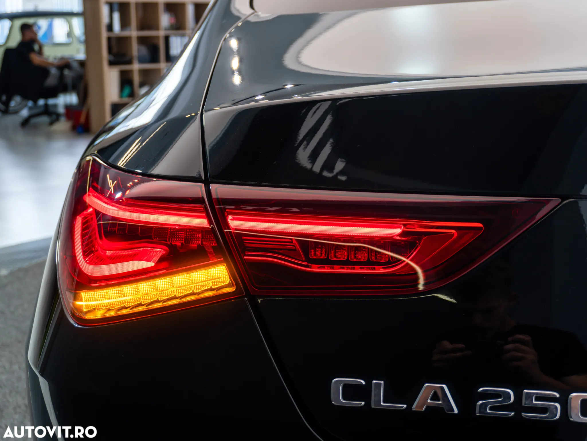 Mercedes-Benz CLA 250 e 8G-DCT Progressive - 12