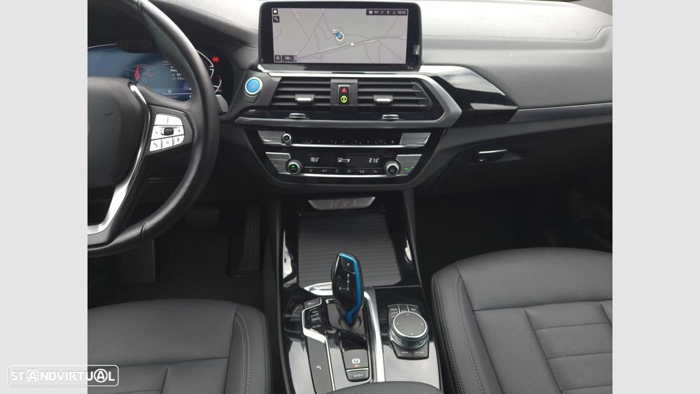BMW iX3 Inspiring - 13