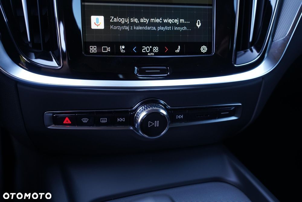 Volvo V60 B4 B Ultra Dark - 18