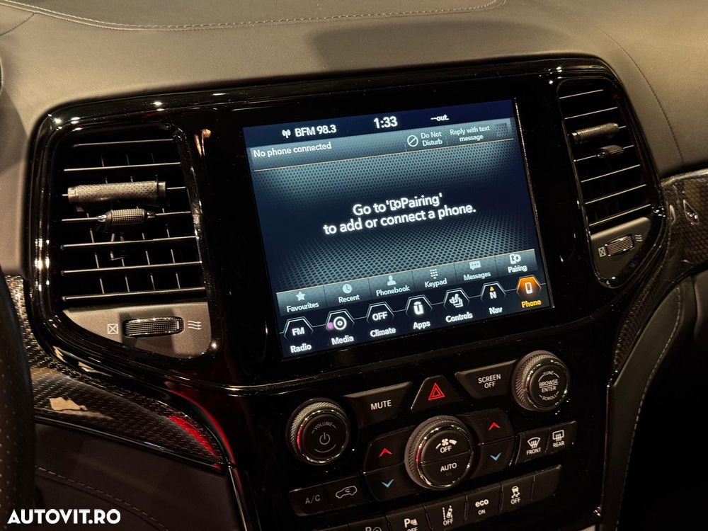 Jeep Grand Cherokee - 29