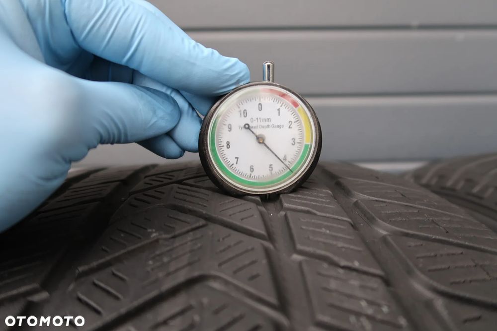 Opony zimowe Pirelli 275/40R21  305/35R21 Porsche - 4