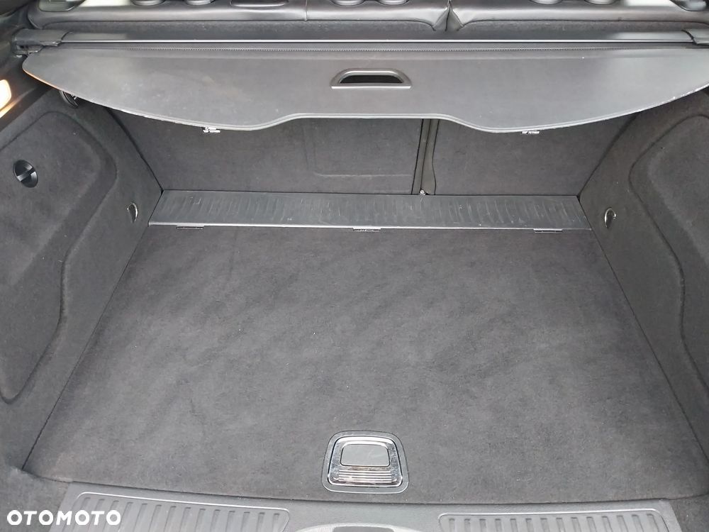 Mercedes-Benz Klasa B 180 BlueEFFICIENCY Edition Style - 24