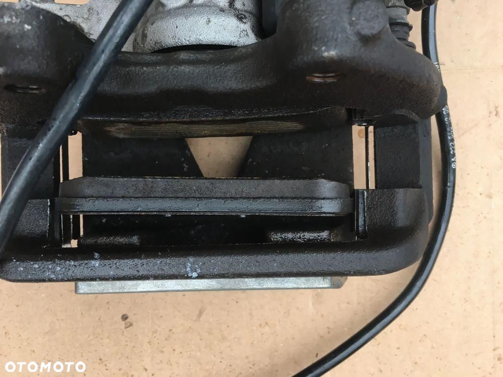 Mercedes S500 S Klasa W222 Lift AMG Zacisk Hamulcowy Tył Lewy Tylny 22243 - 6