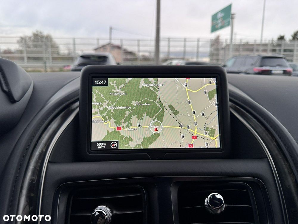 Aston Martin DB11 - 31