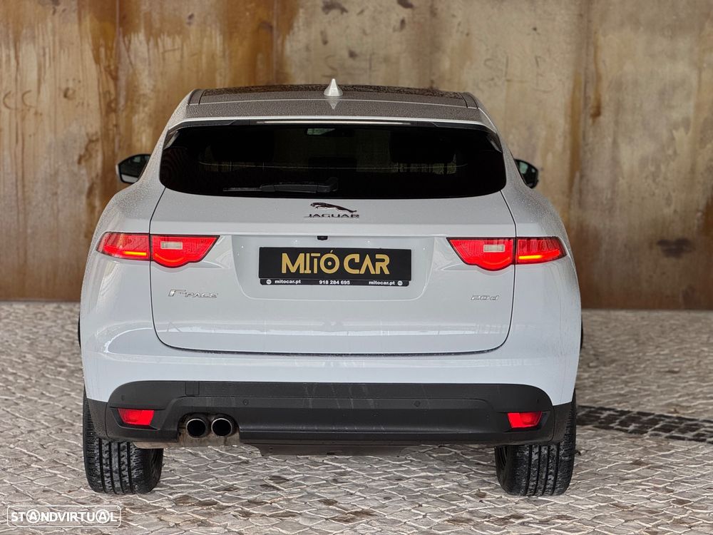 Jaguar F-Pace 2.0 i4D Pure - 17